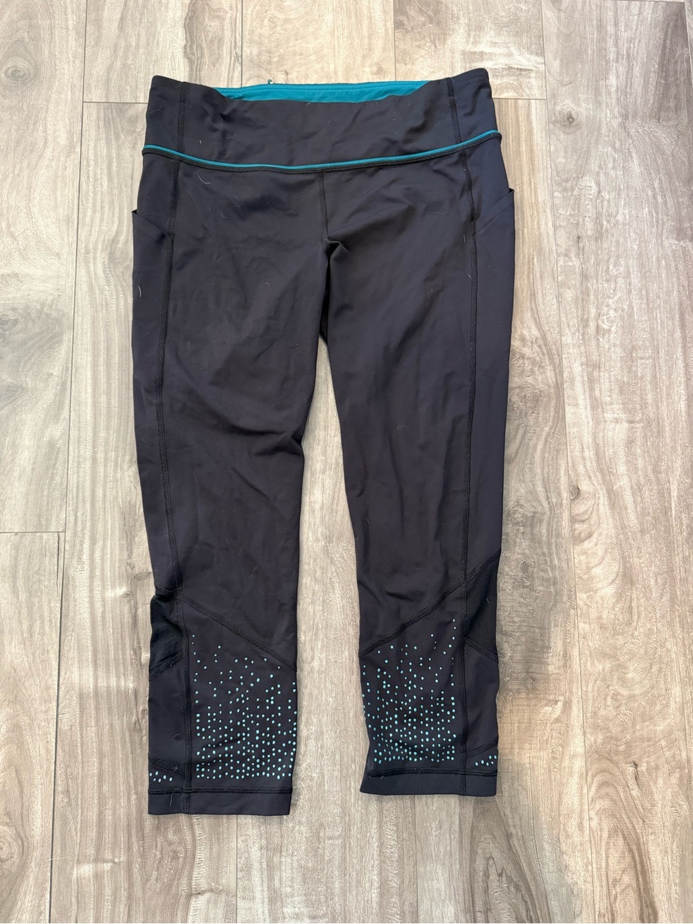 Run inspire Lululemon crops(size 10)